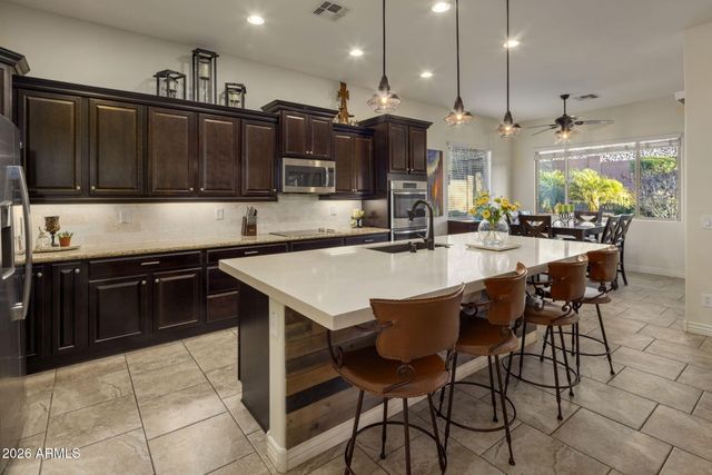 2815 E ODESSA Street, Mesa, AZ 85213