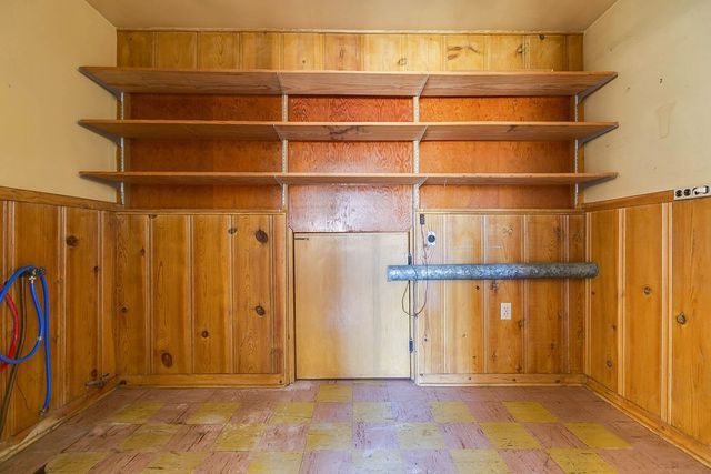 402 N 6th Avenue, Ballinger, TX 76821