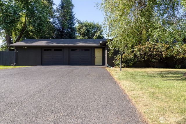1424 Bryant Avenue, Walla Walla, WA 99362