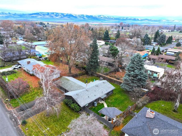 1424 Bryant Avenue, Walla Walla, WA 99362