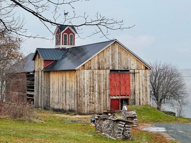 762a McLaren Hill Road, Barnet, VT 05821