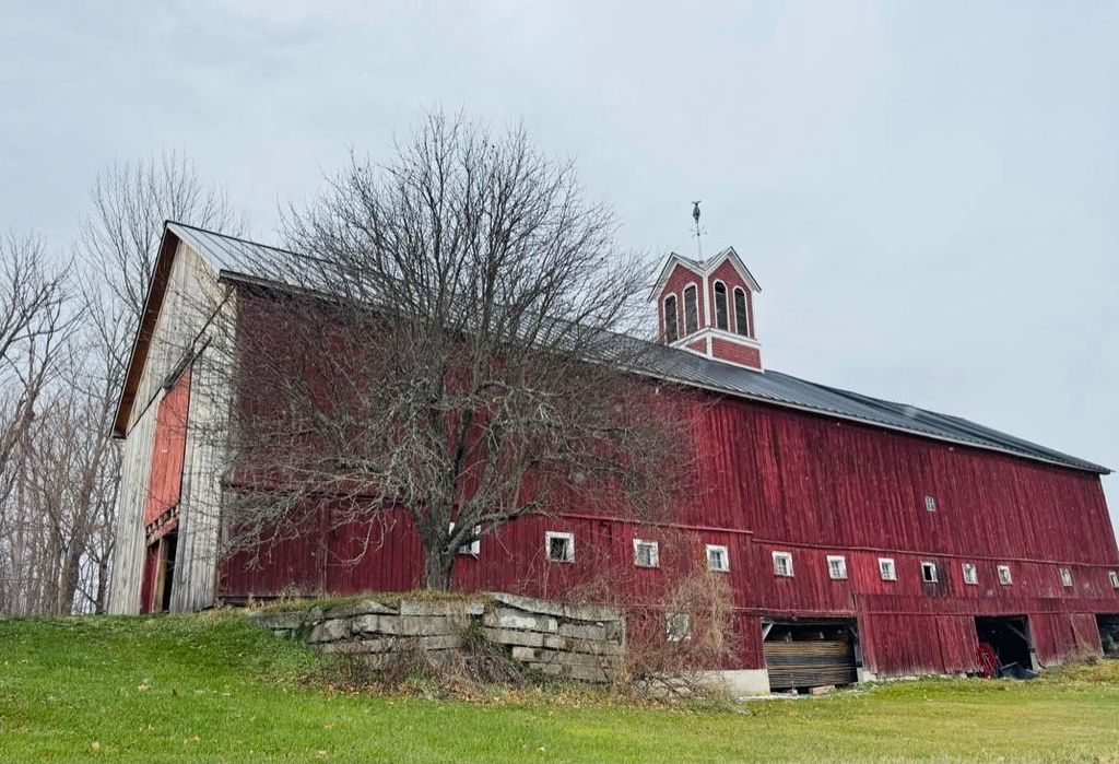 762a McLaren Hill Road, Barnet, VT 05821