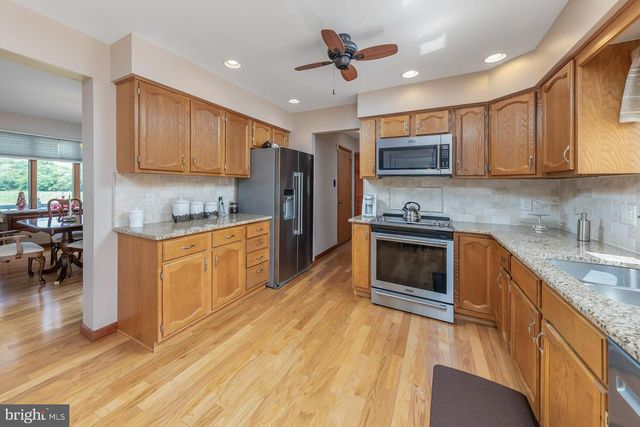 120 ASBURY STATION RD, Swedesboro, NJ 08085