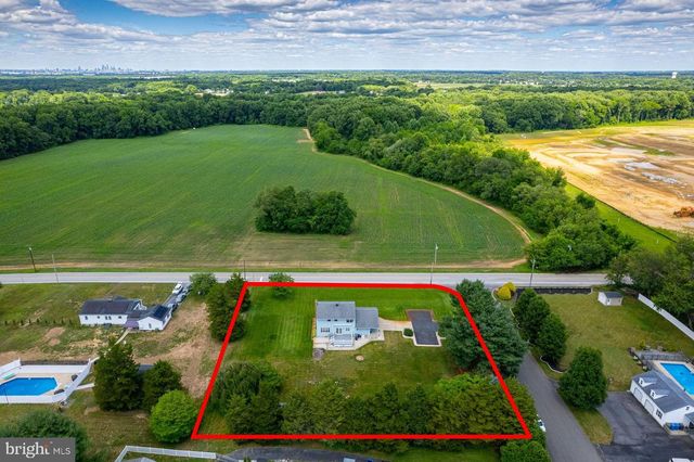 120 ASBURY STATION RD, Swedesboro, NJ 08085