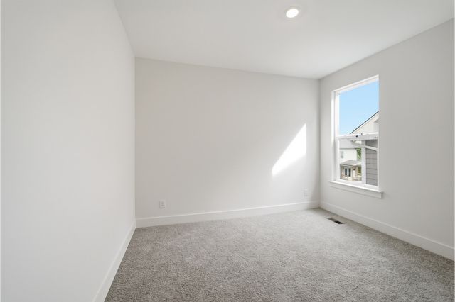 408 Rawling Ln, Gallatin, TN 37066