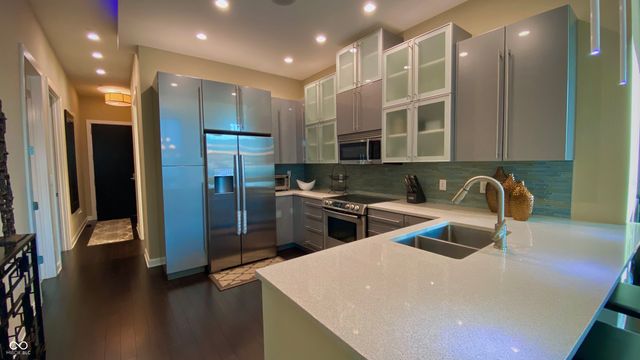 1 Virginia Avenue 601, Indianapolis, IN 46204