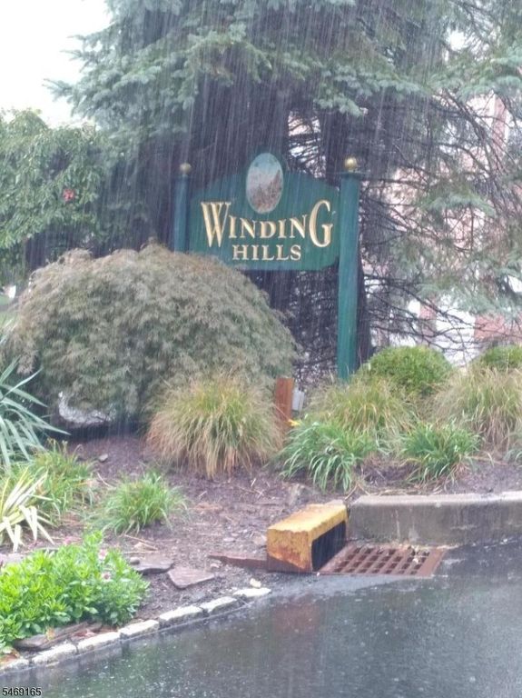 100 Pierson Miller Dr 1, Pompton Lakes Boro, NJ 07442 — exterior