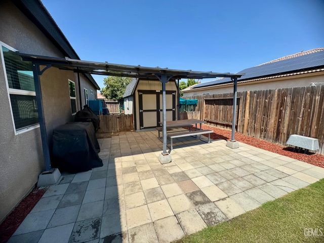 3206 Aviary Way, Bakersfield, CA 93312