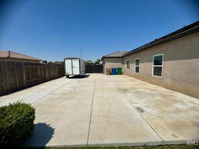 3206 Aviary Way, Bakersfield, CA 93312