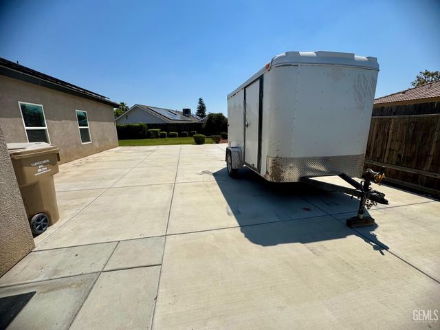 3206 Aviary Way, Bakersfield, CA 93312