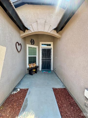3206 Aviary Way, Bakersfield, CA 93312