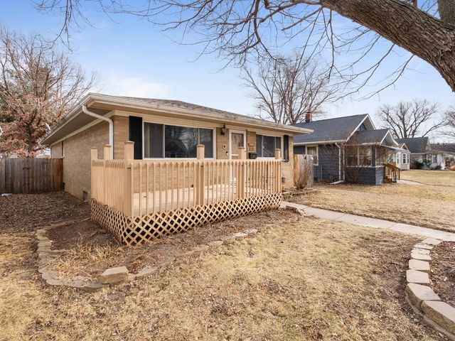 2350 31st Street, Moline, IL 61265