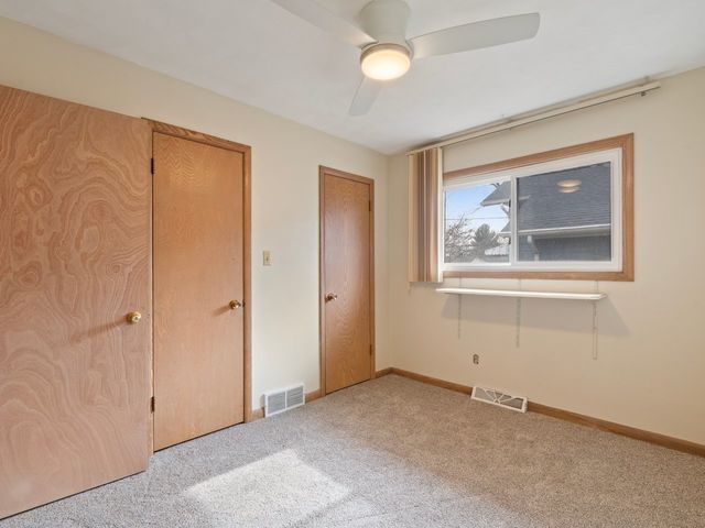 2350 31st Street, Moline, IL 61265