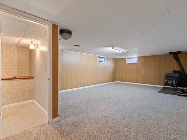 2350 31st Street, Moline, IL 61265