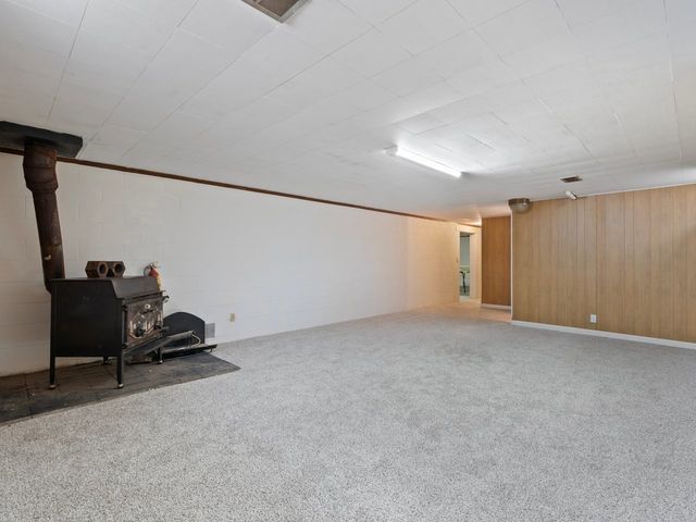 2350 31st Street, Moline, IL 61265