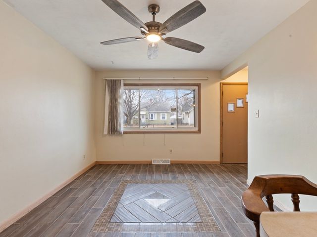 2350 31st Street, Moline, IL 61265