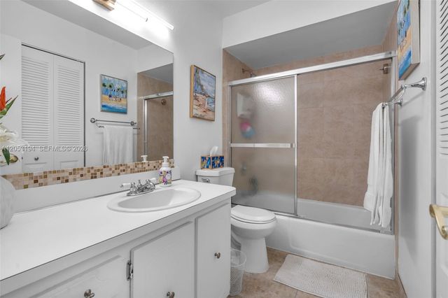 450 SE 7th Street 261, Dania Beach, FL 33004