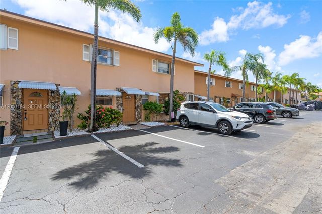 450 SE 7th Street 261, Dania Beach, FL 33004