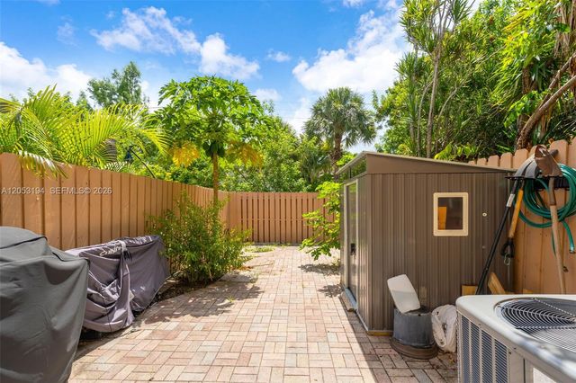 450 SE 7th Street 261, Dania Beach, FL 33004