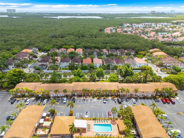 450 SE 7th Street 261, Dania Beach, FL 33004
