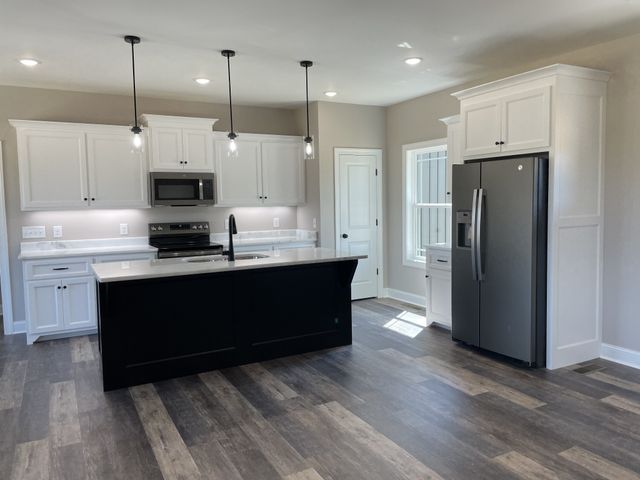 200 Hidden Hills Lane, Summertown, TN 38483
