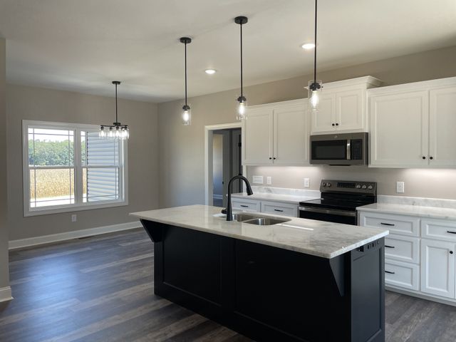 200 Hidden Hills Lane, Summertown, TN 38483