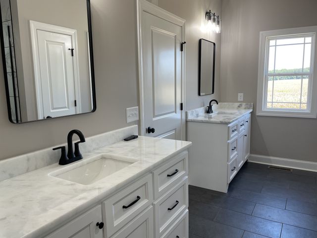 200 Hidden Hills Lane, Summertown, TN 38483