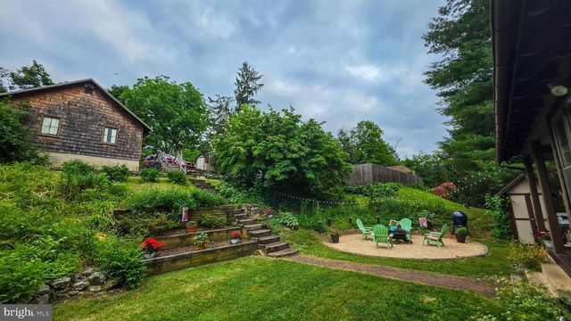 135 PARK AVE, Glen Rock, PA 17327
