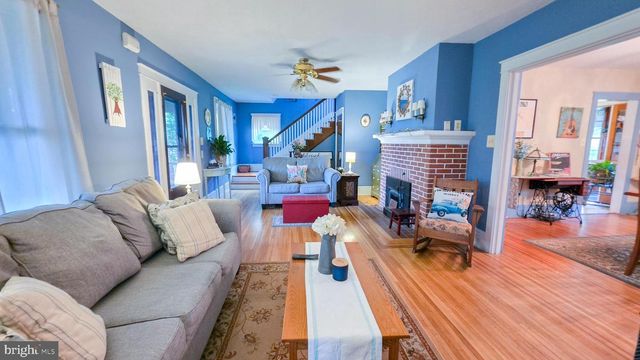 135 PARK AVE, Glen Rock, PA 17327