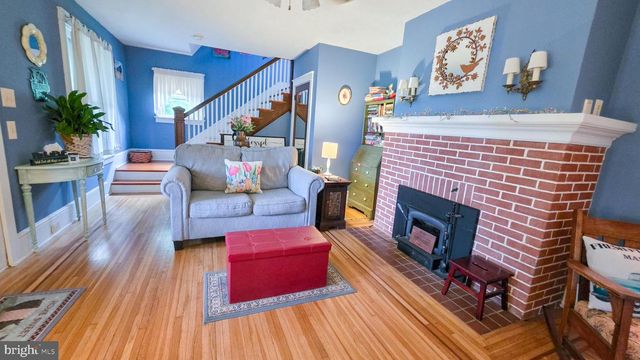 135 PARK AVE, Glen Rock, PA 17327