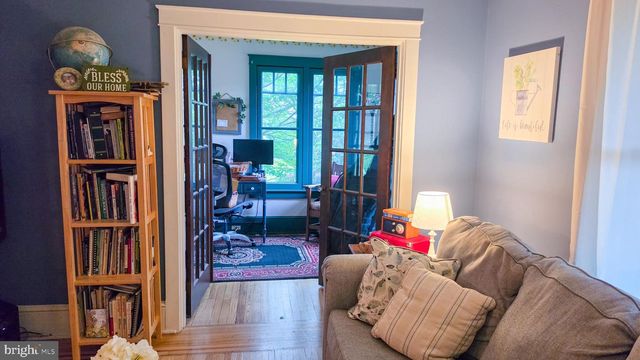 135 PARK AVE, Glen Rock, PA 17327