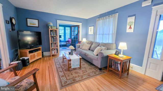 135 PARK AVE, Glen Rock, PA 17327