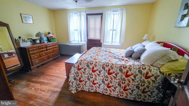 135 PARK AVE, Glen Rock, PA 17327