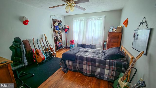 135 PARK AVE, Glen Rock, PA 17327