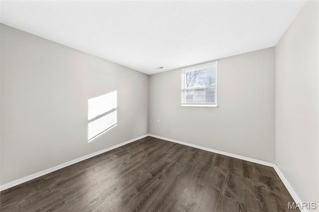 2265 Briarcrest Drive, St Louis, MO 63033