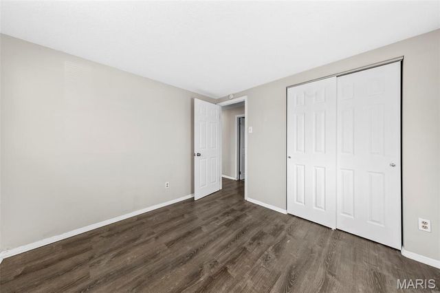 2265 Briarcrest Drive, St Louis, MO 63033