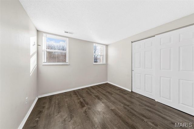 2265 Briarcrest Drive, St Louis, MO 63033