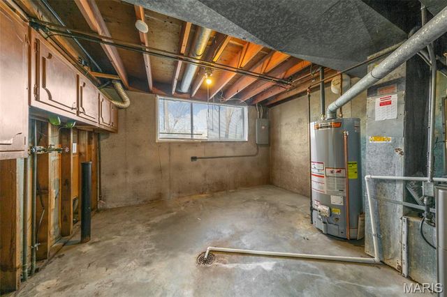 2265 Briarcrest Drive, St Louis, MO 63033