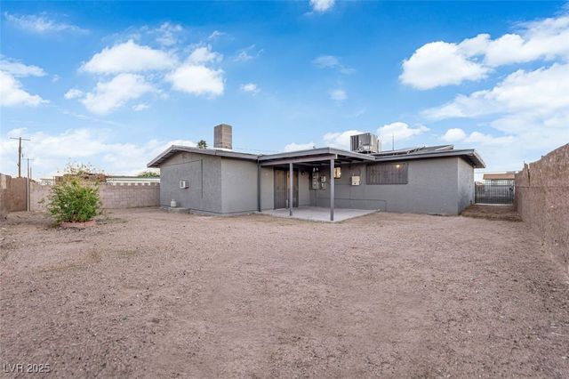 1816 West McDonald Avenue, North Las Vegas, NV 89032