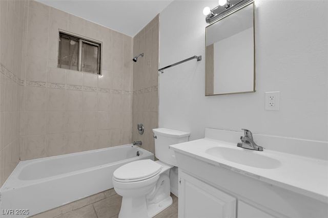 1816 West McDonald Avenue, North Las Vegas, NV 89032