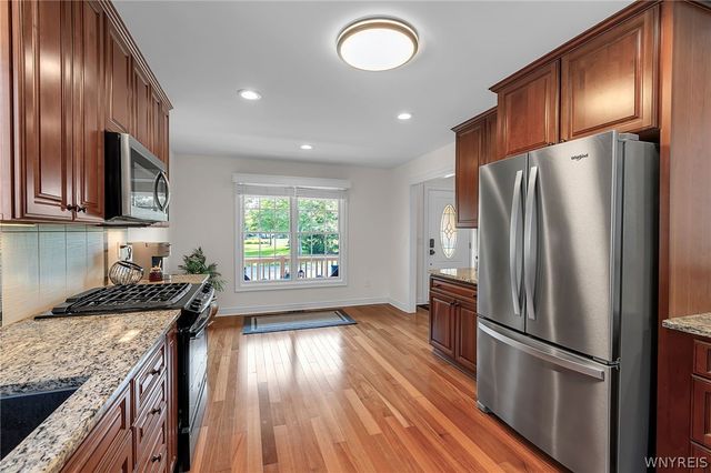 17 Pelham Road, Lancaster, NY 14086