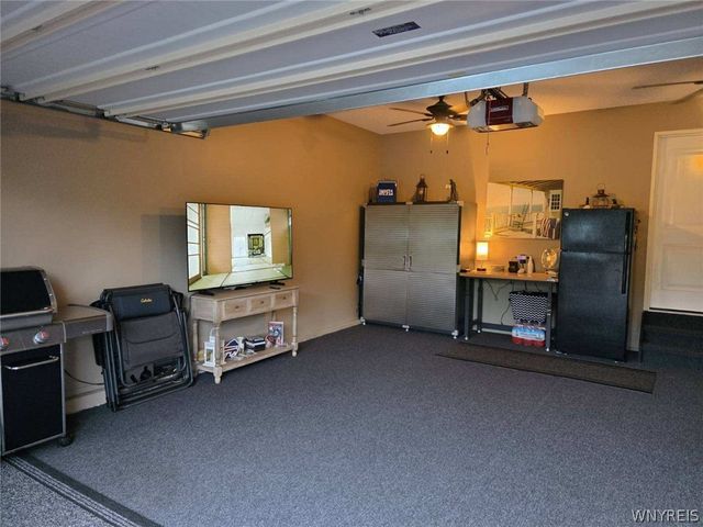 17 Pelham Road, Lancaster, NY 14086