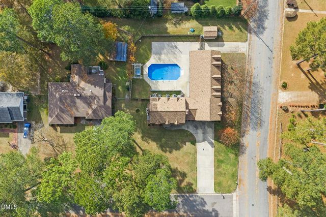 213 W Stevens Street, Smithfield, NC 27577