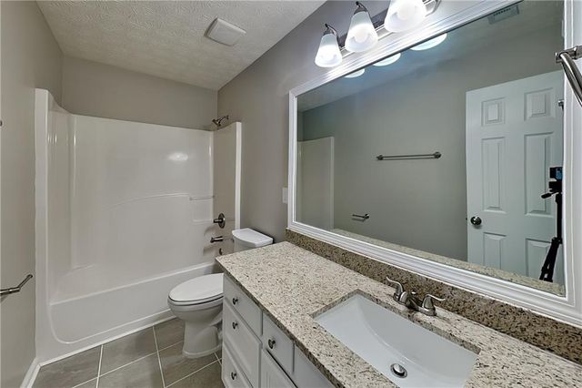 238 Diamond Valley Pass, Canton, GA 30114