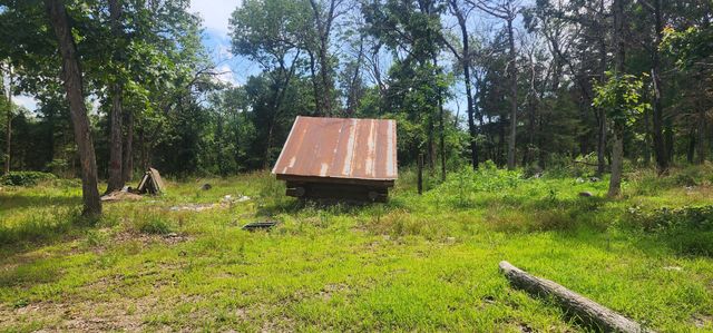 18632 Farm Road 2300, Eagle Rock, MO 65641