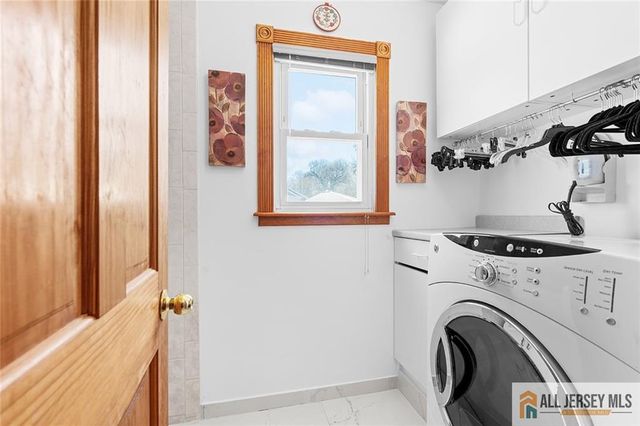 42 Lake Boulevard, Matawan, NJ 07747