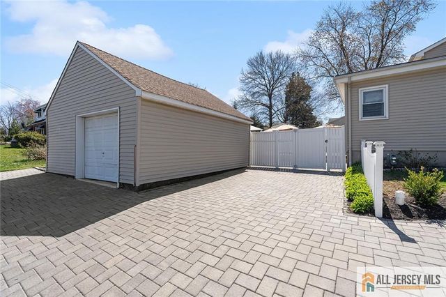 42 Lake Boulevard, Matawan, NJ 07747