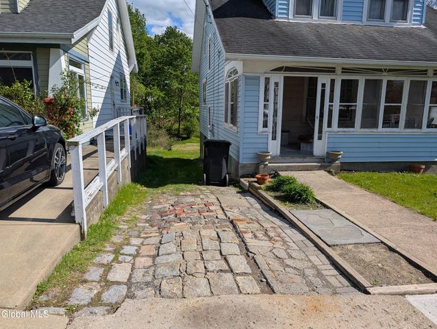 18 Griswold Avenue, Troy, NY 12180