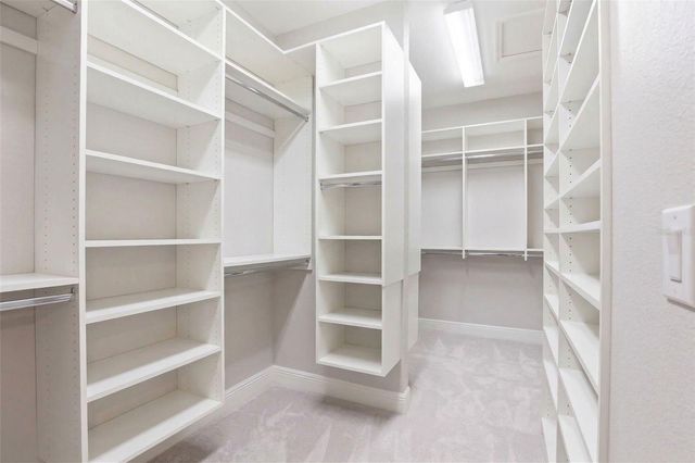 21804 BRISKE MORNING AVENUE, Land O Lakes, FL 34637