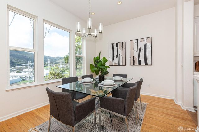 141 Kestrel Court, Brisbane, CA 94005